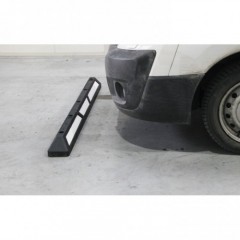 copy of Separator parkingowy U-25b, 180 cm, gumowy z odblaskiem