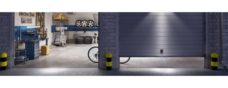 Jakie zabezpieczenie ścian w garażu warto zamontować, aby ochronić swój samochód przed uszkodzeniami?